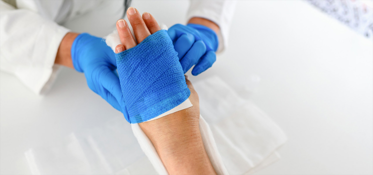 Wound Care Management in Home Health Care: Ensuring Healing and Comfort